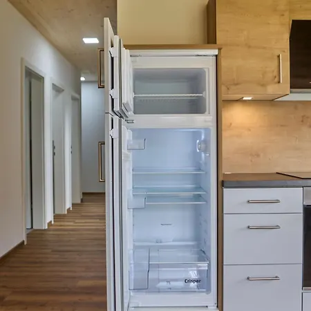 Barons Living Apartment *